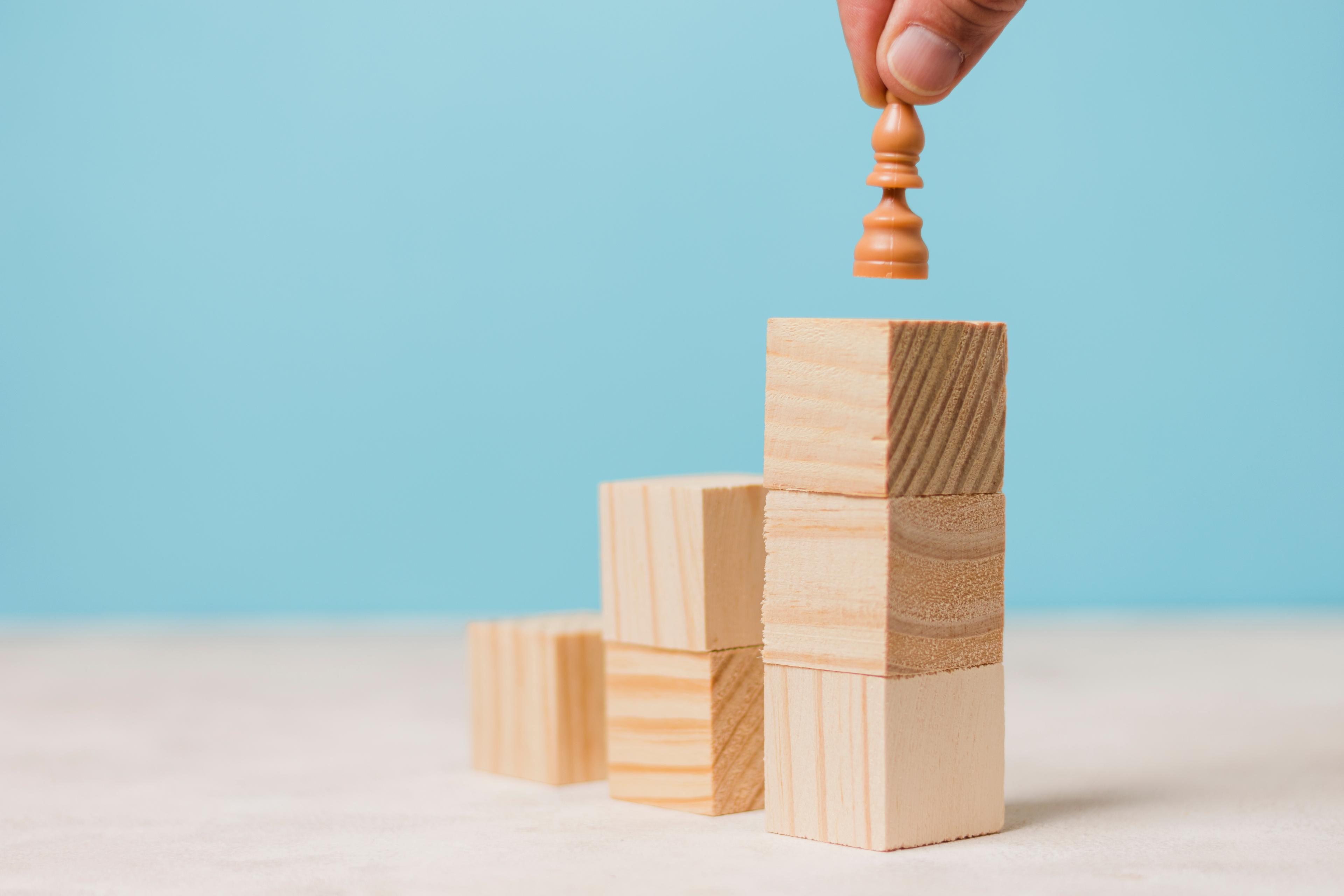 Good mindsets to cultivate for sustaining a thriving career in financial services 