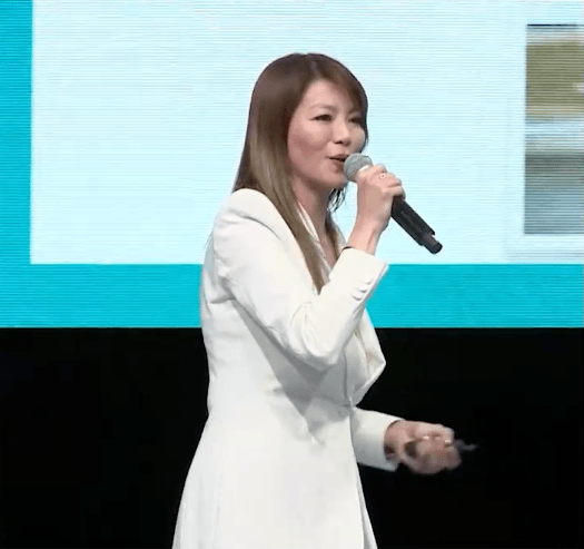 康子妮 Hong Tsz Ni