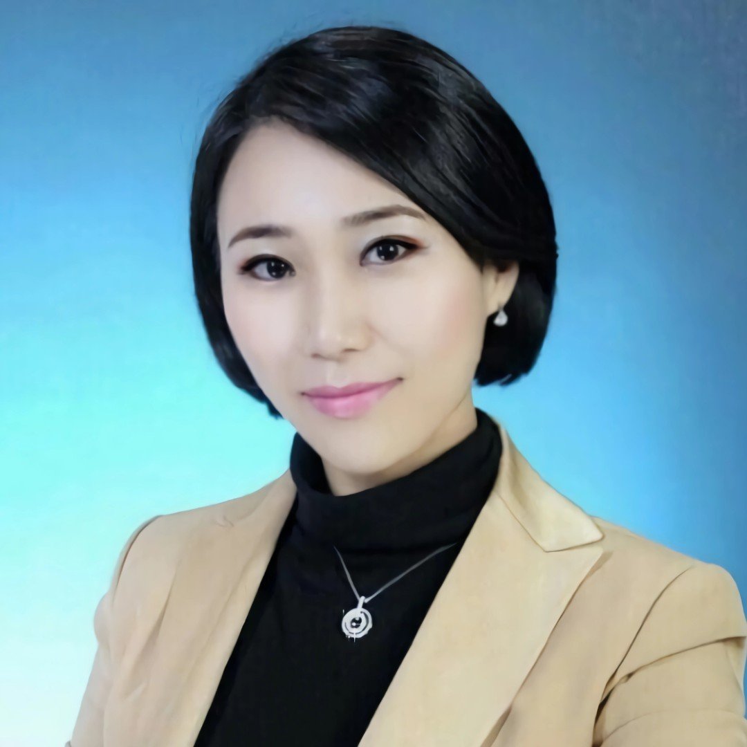 김민희 (Kim Minhee) 